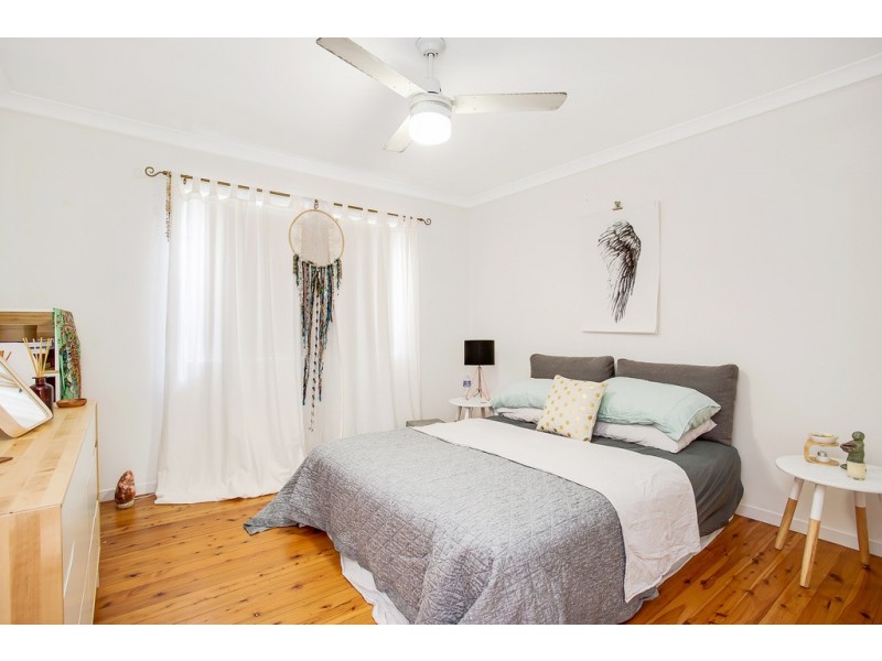 45 Sunshine Parade, Miami QLD 4220