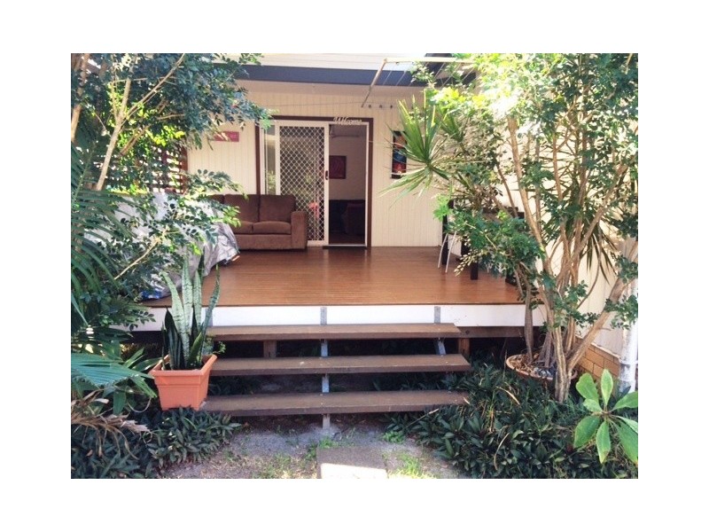 45 Sunshine Parade, Miami QLD 4220