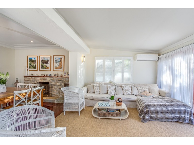 20 Cedar Court, Burleigh Heads QLD 4220