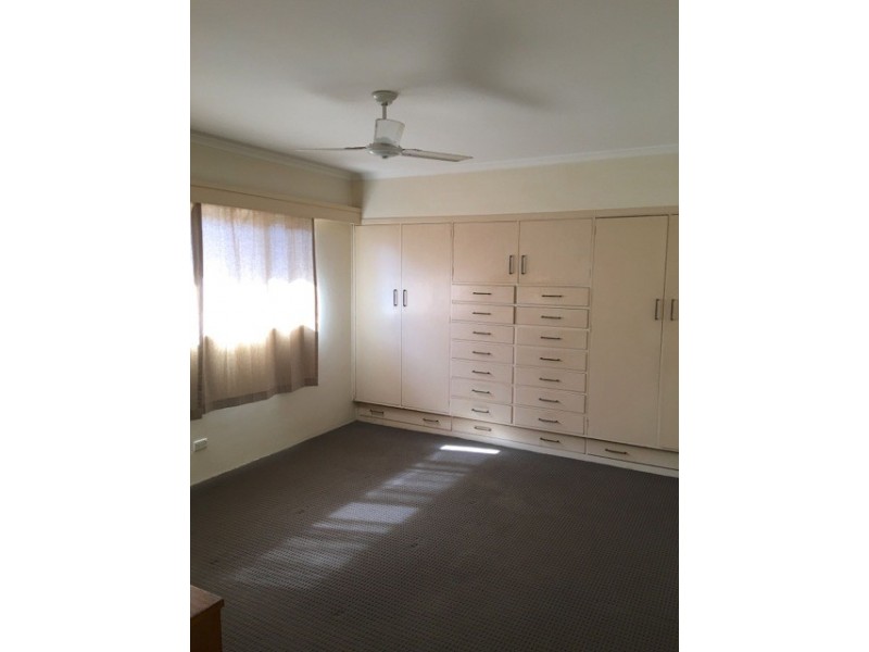 12 Diana Avenue, Burleigh Heads QLD 4220