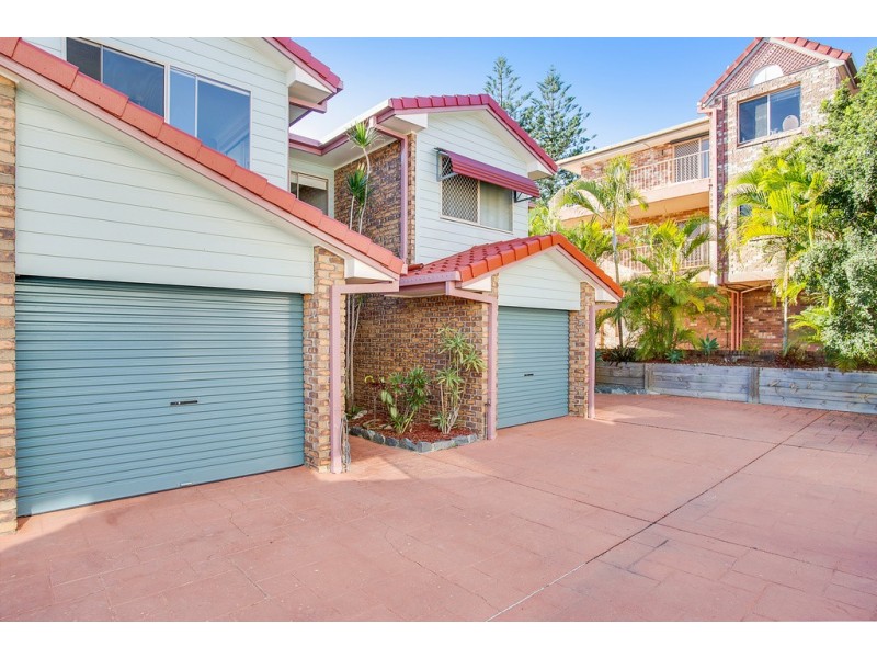 2/181 Cypress Terrace, Palm Beach QLD 4221