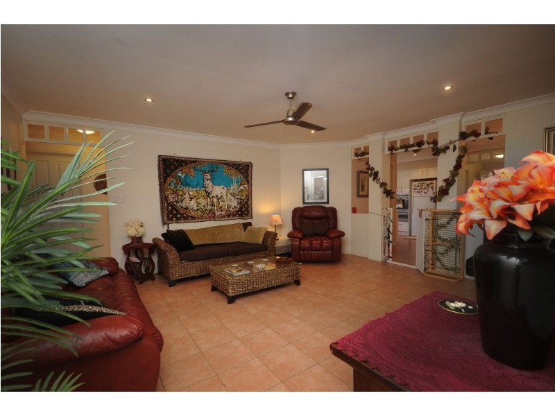 5 Baruch Street, Varsity Lakes QLD 4227