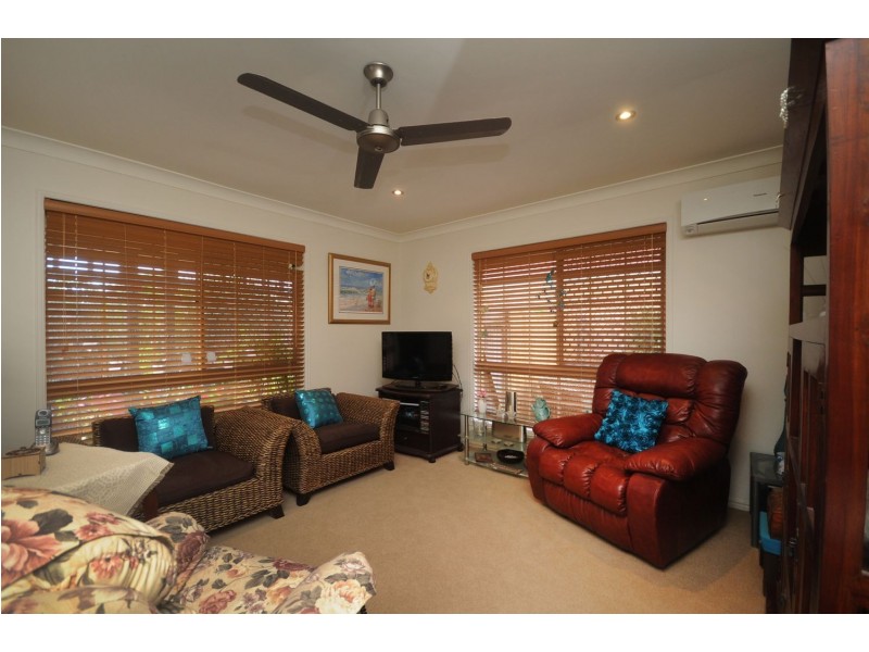 5 Baruch Street, Varsity Lakes QLD 4227