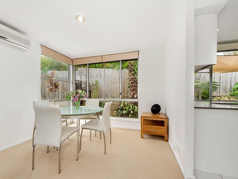 39 Huntingdale Crescent, Robina QLD 4226
