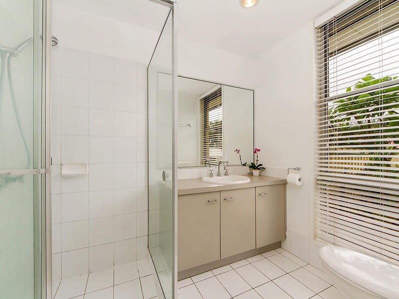 39 Huntingdale Crescent, Robina QLD 4226