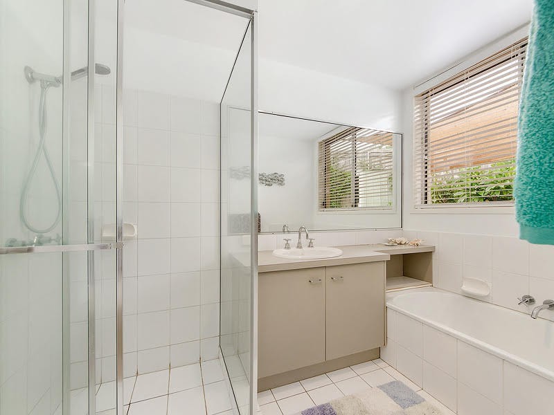 39 Huntingdale Crescent, Robina QLD 4226