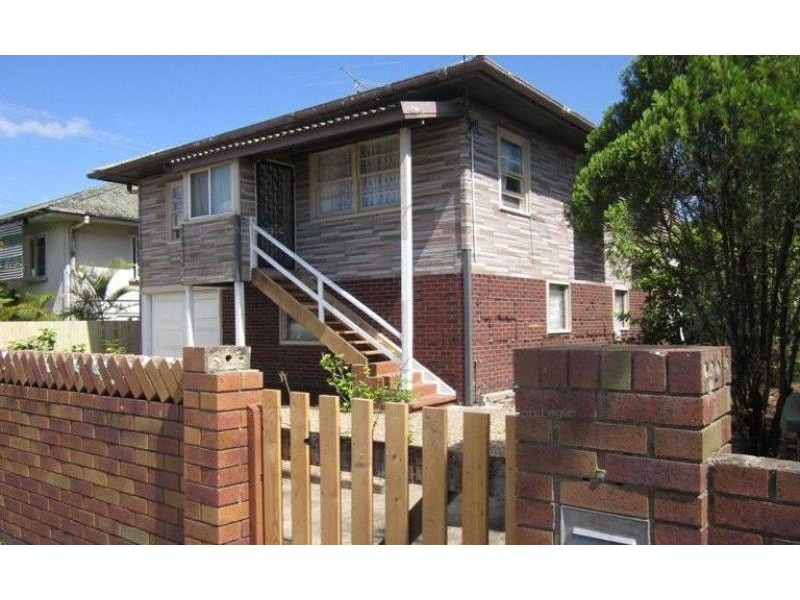 19 Ferny Fairway, Burleigh Heads QLD 4220