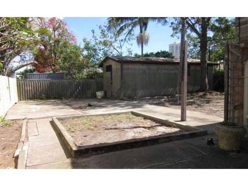 19 Ferny Fairway, Burleigh Heads QLD 4220