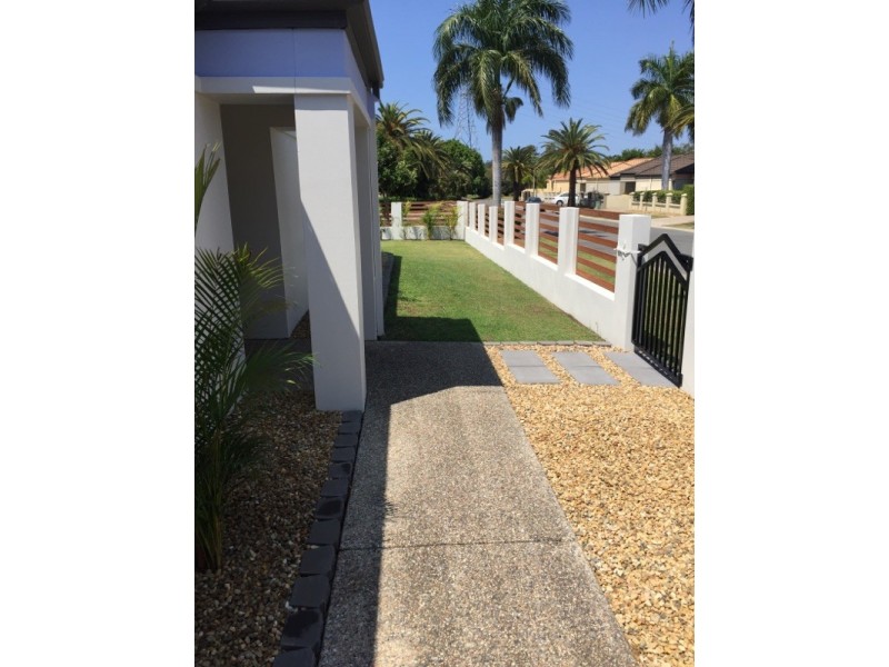 9 Peach Drive, Robina QLD 4226