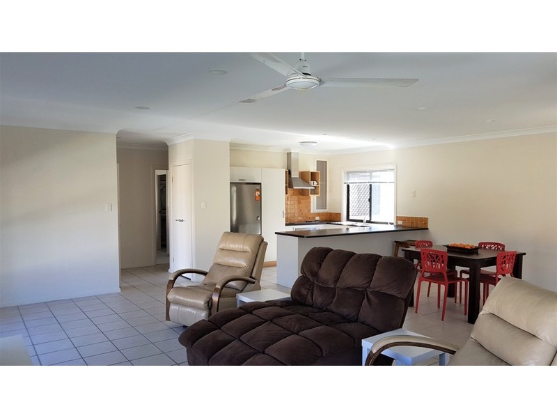 9 Peach Drive, Robina QLD 4226