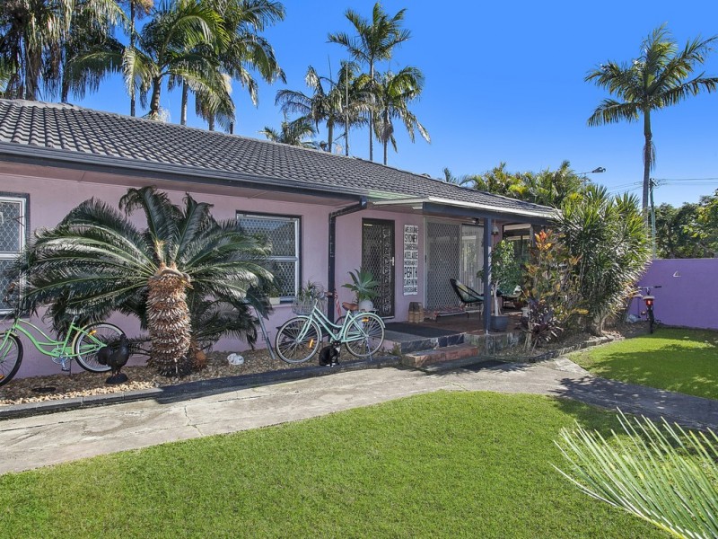 51 Acanthus Avenue, Burleigh Heads QLD 4220