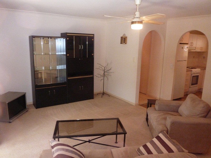 1/87 Christine Avenue, Burleigh Waters QLD 4220