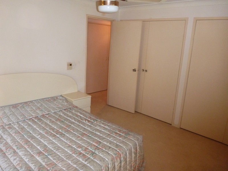 1/87 Christine Avenue, Burleigh Waters QLD 4220