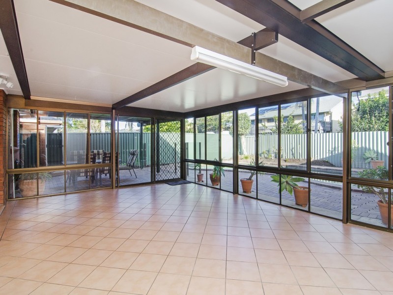 16 Lorikeet Lane, Burleigh Waters QLD 4220