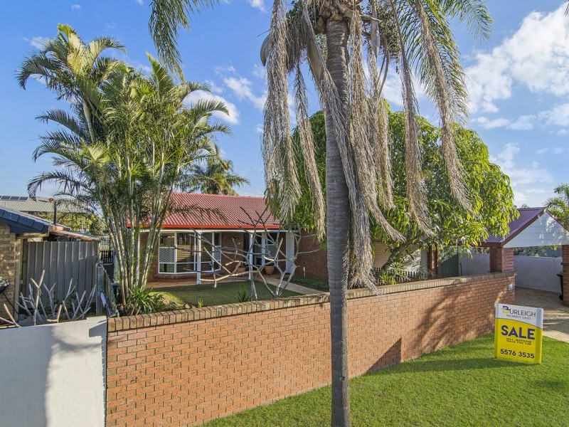 16 Lorikeet Lane, Burleigh Waters QLD 4220