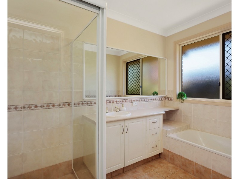 30 Balmain Street, Varsity Lakes QLD 4227