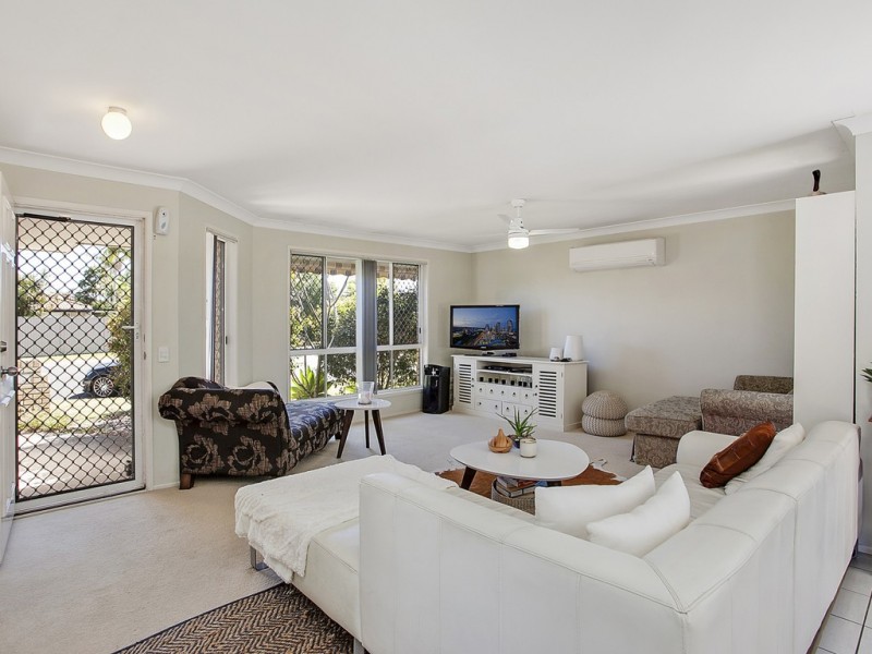 15 Misty Court, Varsity Lakes QLD 4227