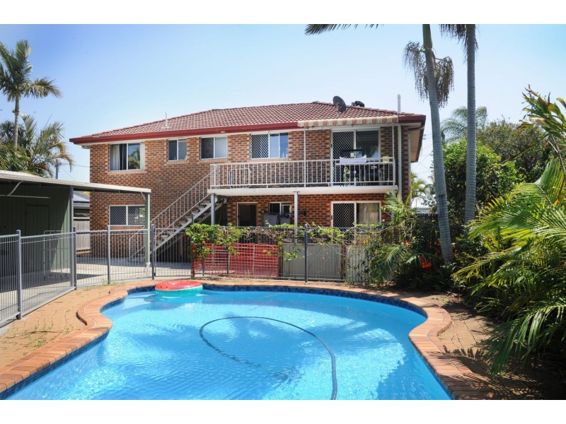 10 Avocet Avenue, Burleigh Waters QLD 4220