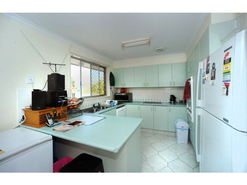 10 Avocet Avenue, Burleigh Waters QLD 4220