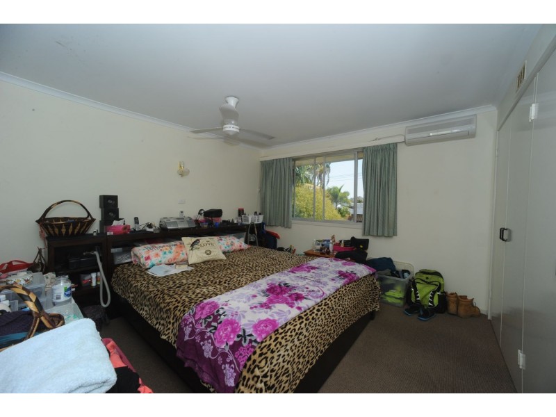 10 Avocet Avenue, Burleigh Waters QLD 4220