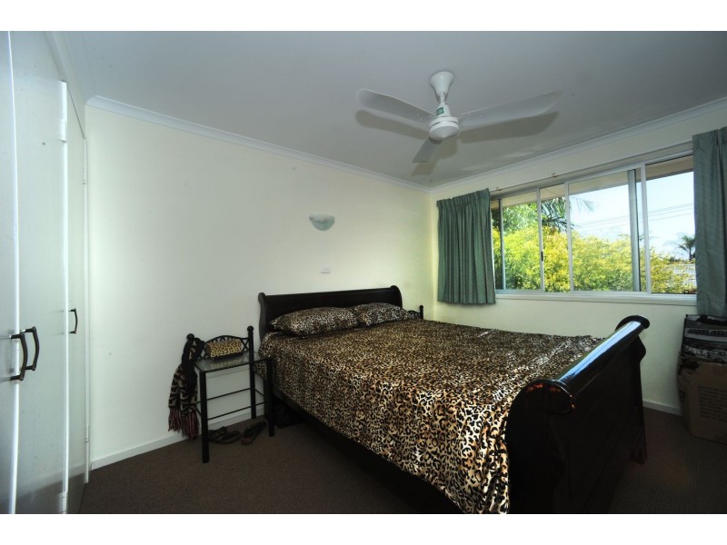 10 Avocet Avenue, Burleigh Waters QLD 4220