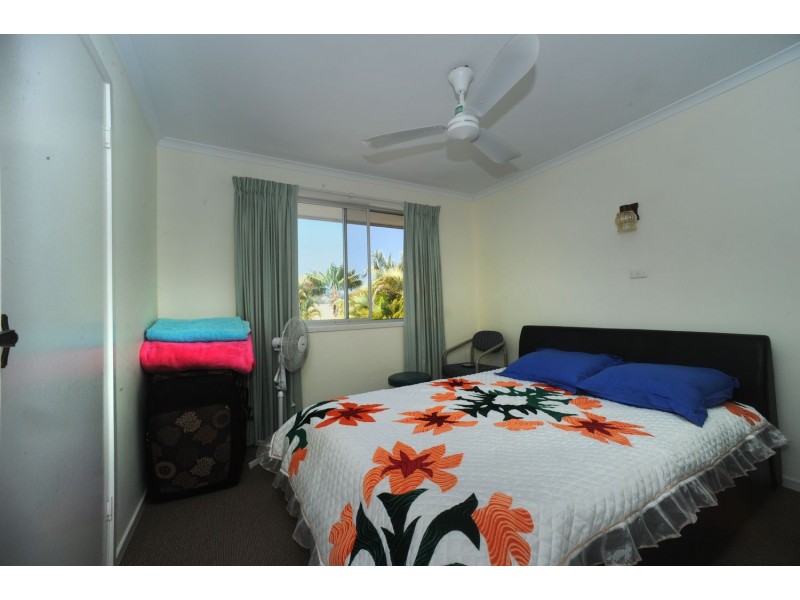 10 Avocet Avenue, Burleigh Waters QLD 4220