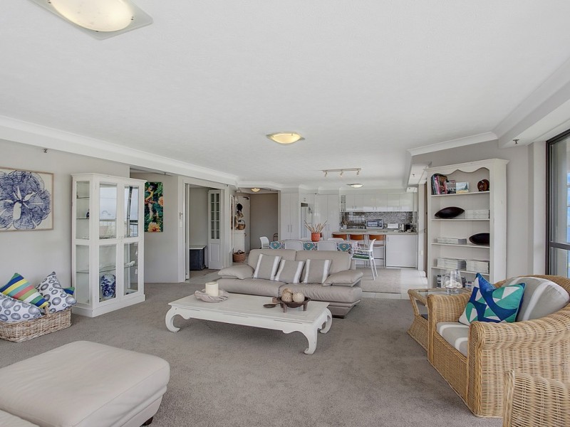 60/45 Hayle Street, Burleigh Heads QLD 4220