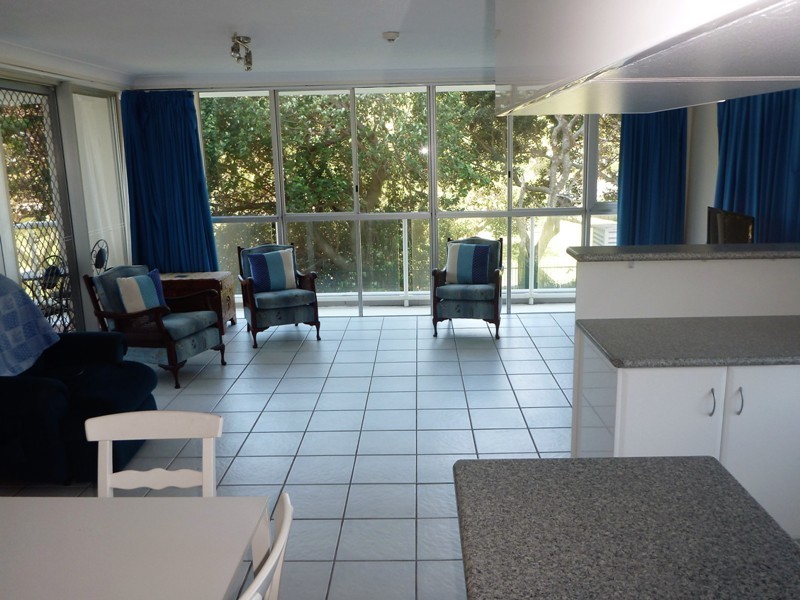 1A/52 Goodwin Terrace, Burleigh Heads QLD 4220
