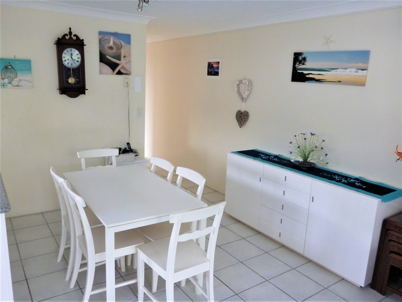 1A/52 Goodwin Terrace, Burleigh Heads QLD 4220