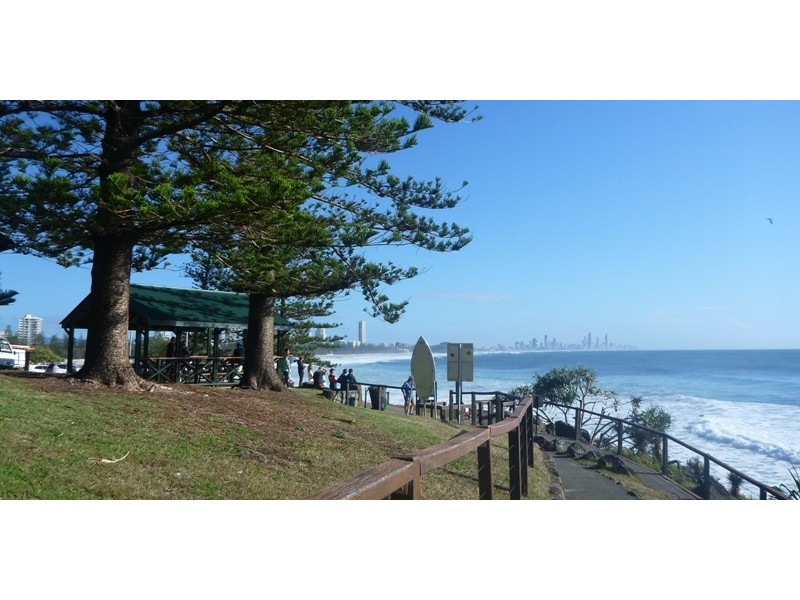 1A/52 Goodwin Terrace, Burleigh Heads QLD 4220