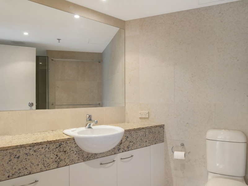 20/45 Hayle Street, Burleigh Heads QLD 4220