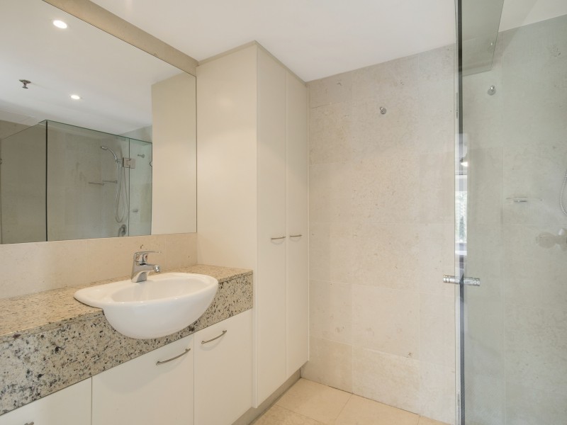 20/45 Hayle Street, Burleigh Heads QLD 4220