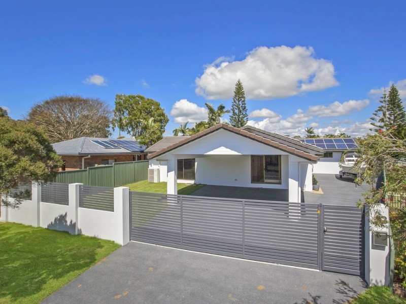 52 Bambaroo Crescent, Tweed Heads NSW 2485