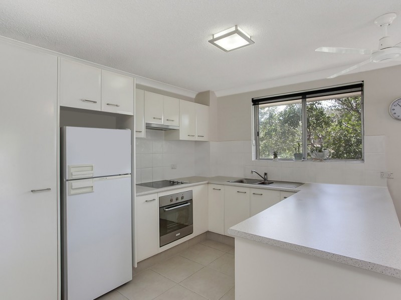 11/11 Hayle Street, Burleigh Heads QLD 4220