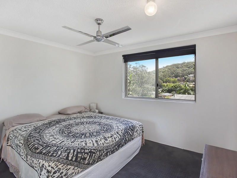 11/11 Hayle Street, Burleigh Heads QLD 4220