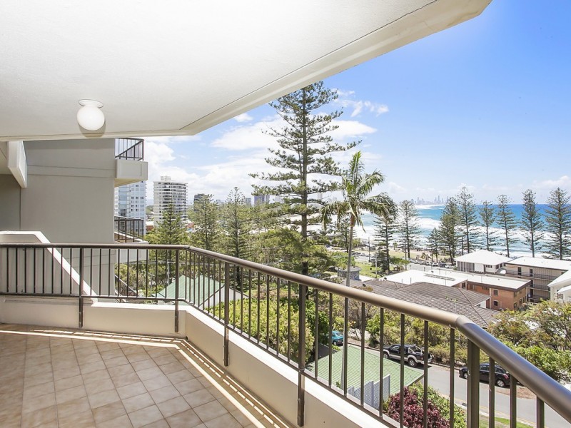 75/45 Hayle Street, Burleigh Heads QLD 4220