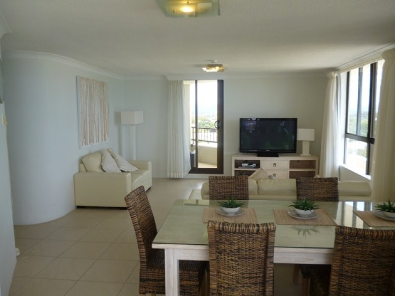 36/60 Goodwin Terrace, Burleigh Heads QLD 4220