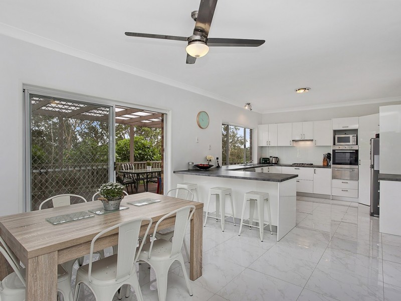 17 Natan Road, Mudgeeraba QLD 4213