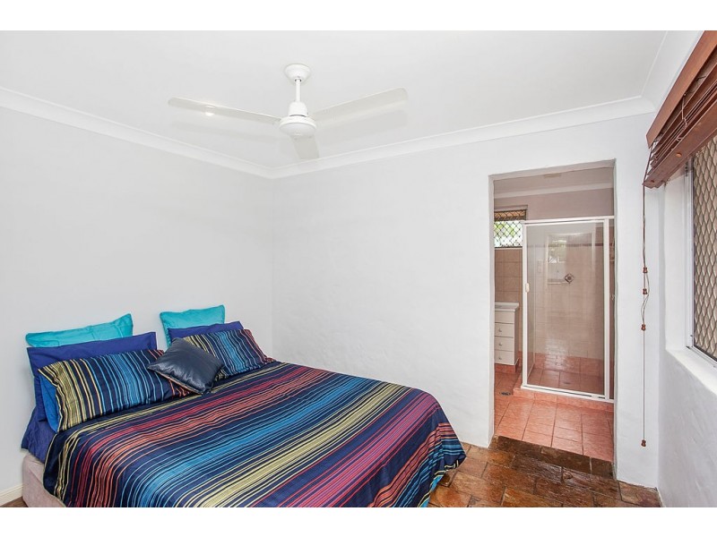 3 Joy Avenue, Burleigh Waters QLD 4220