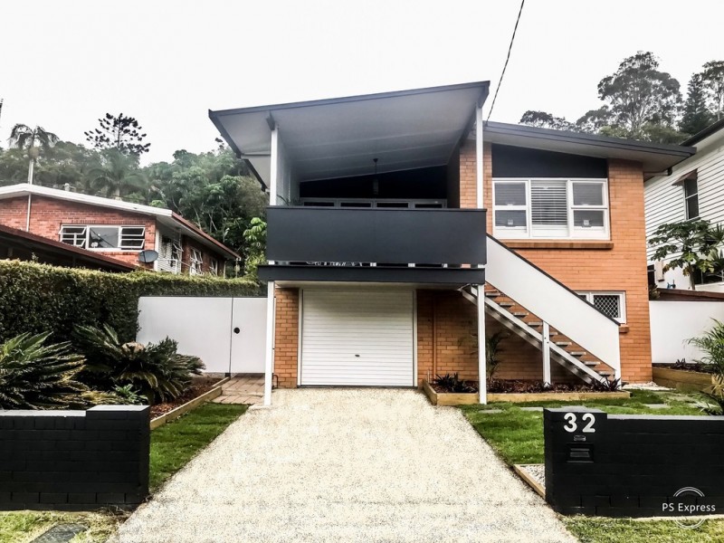 32 George Street East, Burleigh Heads QLD 4220
