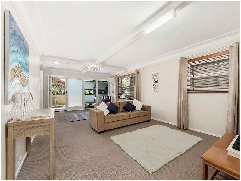 32 George Street East, Burleigh Heads QLD 4220