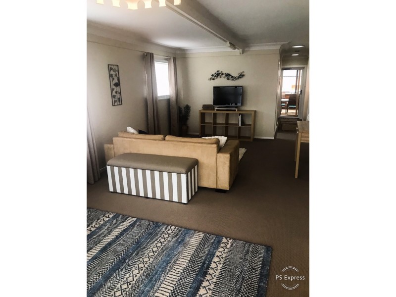 32 George Street East, Burleigh Heads QLD 4220