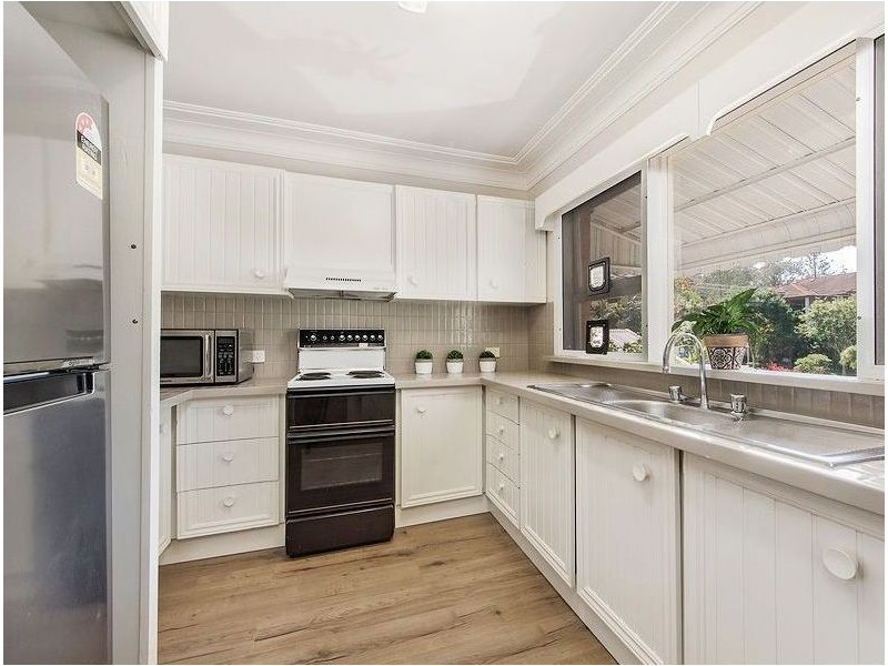 32 George Street East, Burleigh Heads QLD 4220