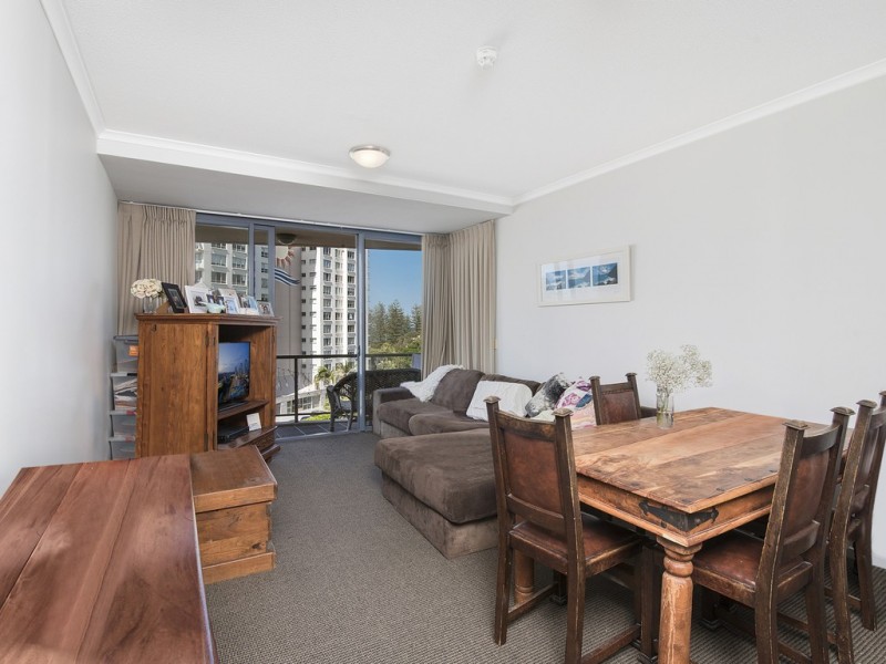 1073/1 Ocean Street, Burleigh Heads QLD 4220