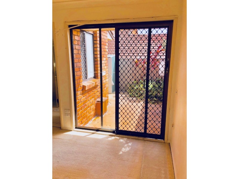 3/172 Barrier Reef Drive, Mermaid Waters QLD 4218