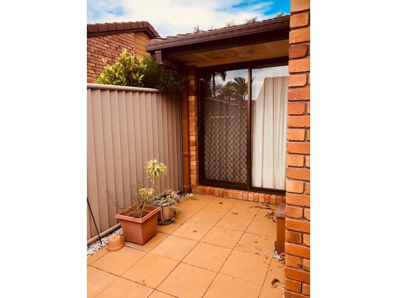 3/172 Barrier Reef Drive, Mermaid Waters QLD 4218