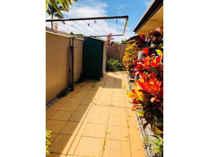 3/172 Barrier Reef Drive, Mermaid Waters QLD 4218