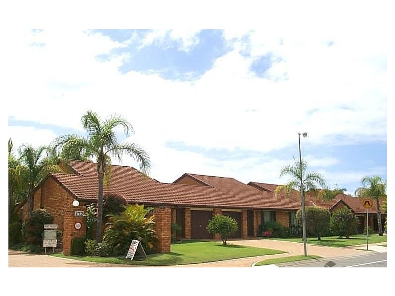 3/172 Barrier Reef Drive, Mermaid Waters QLD 4218