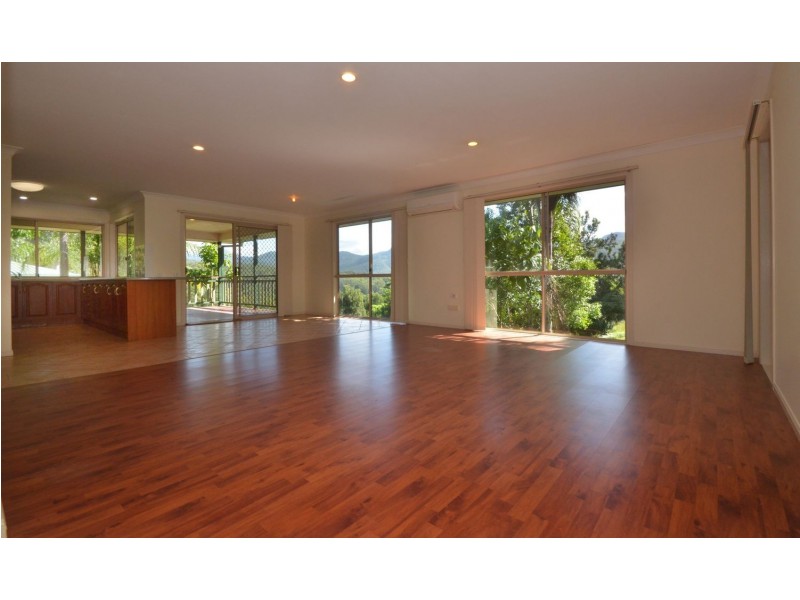 74 Rusty Court, Tallebudgera Valley QLD 4228