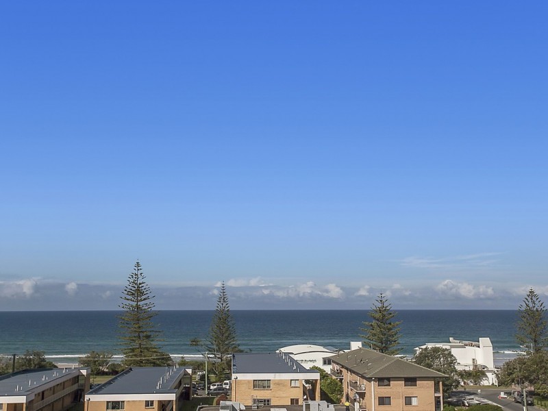 222/1 Toombul Avenue, Miami QLD 4220
